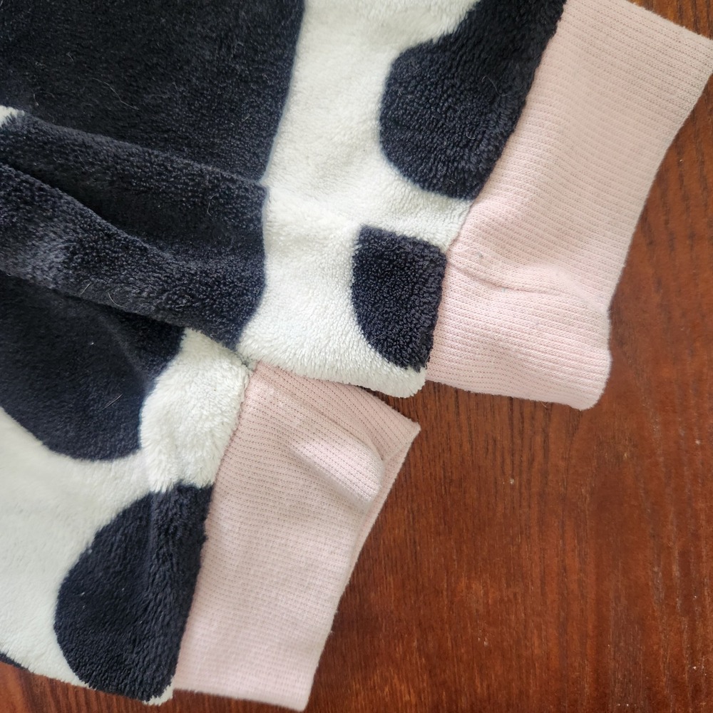 Adult Cow one piece PJ Costume Spirit Halloween Size‎ Medium - Picture 7 of 8